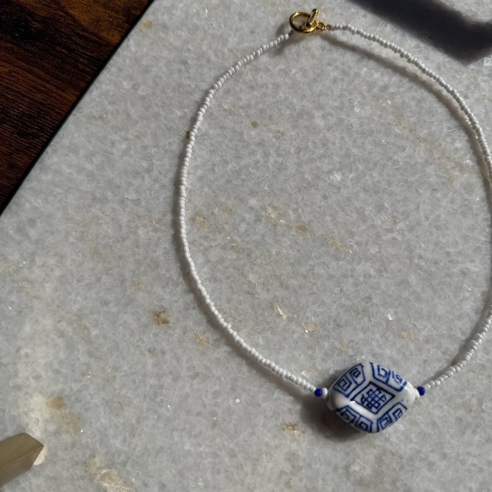 Blue & White Porcelain Bead Choker Necklace - Picture 5 of 6